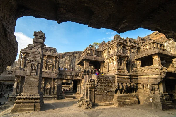 14_AjantaandElloraCaves.jpg